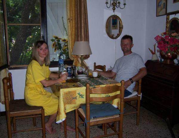 Dom L' Argo Apartment Reillanne Bagian luar foto